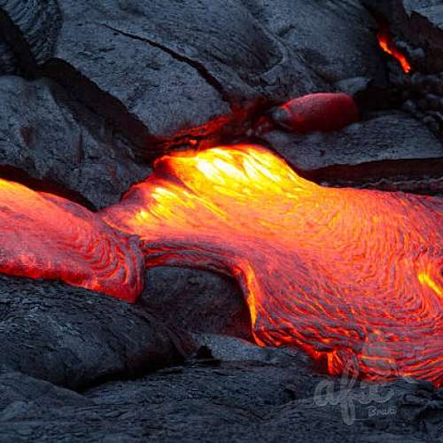 Скачать звуки лавы вулкана