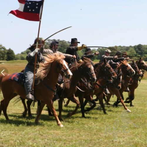 Скачать звуки конной армии (кавалерии)